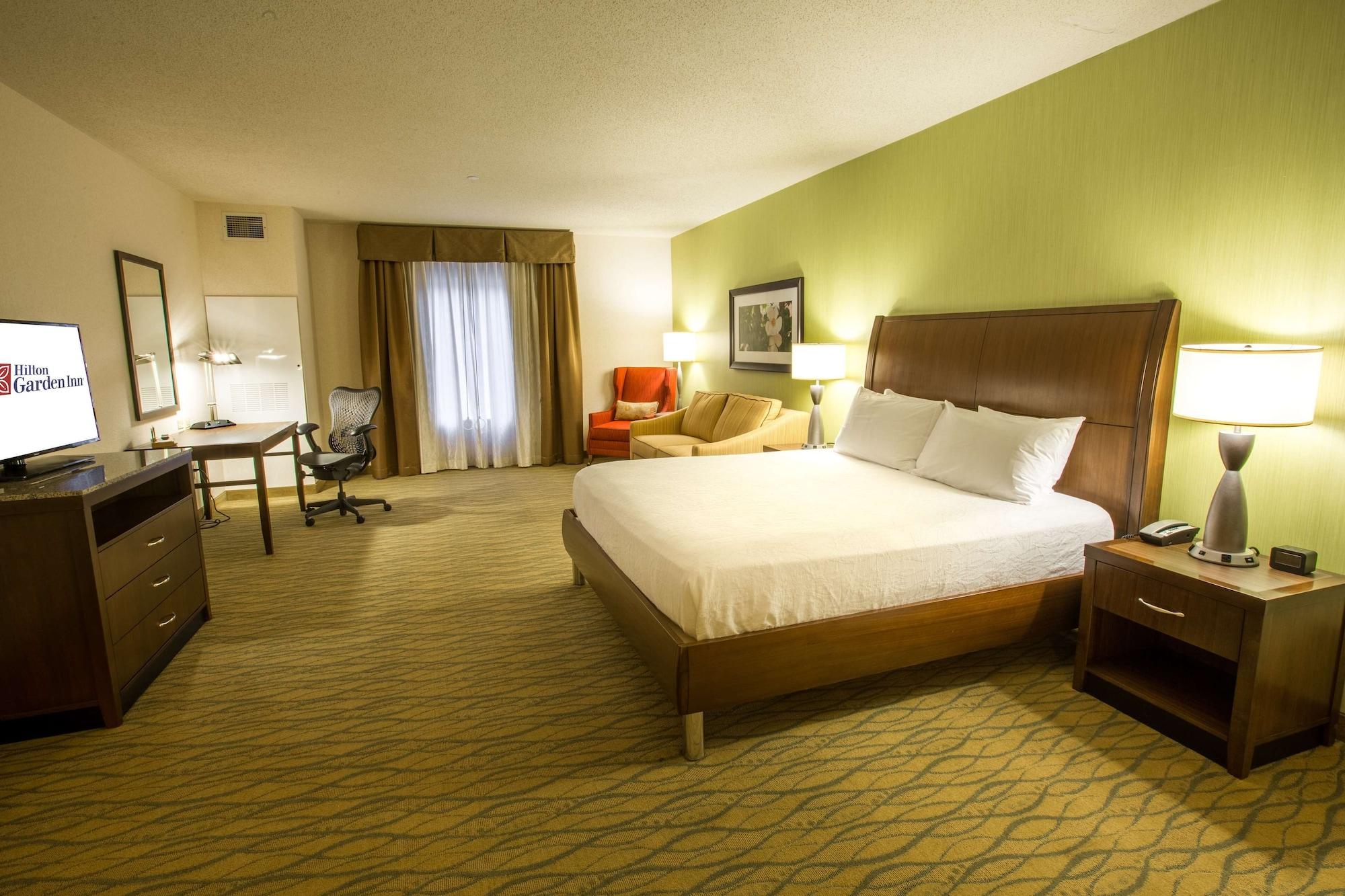Hilton Garden Inn Стейт Колледж Экстерьер фото