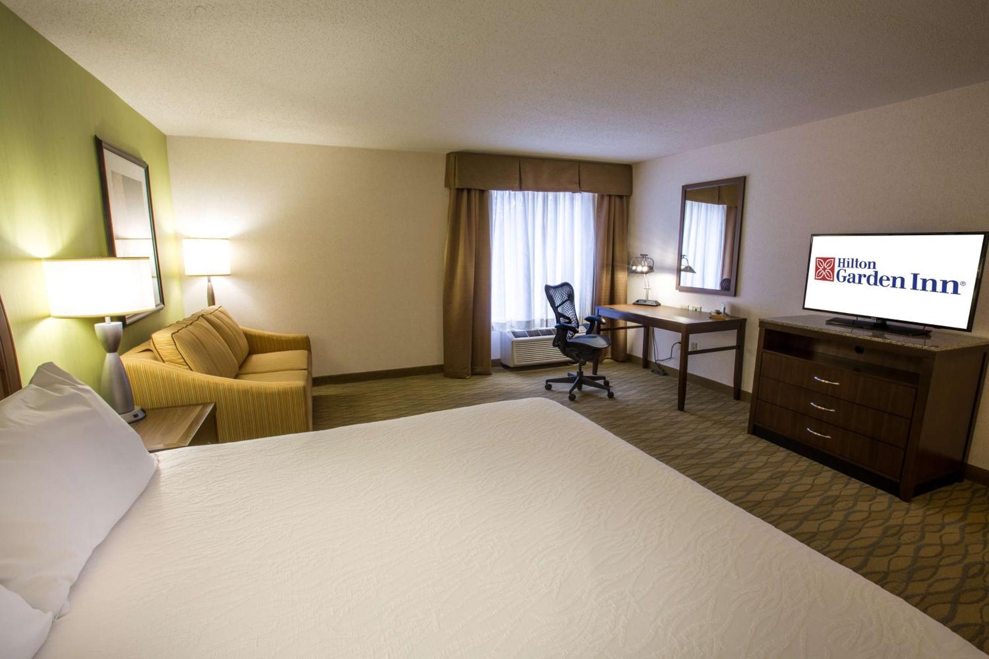 Hilton Garden Inn Стейт Колледж Экстерьер фото