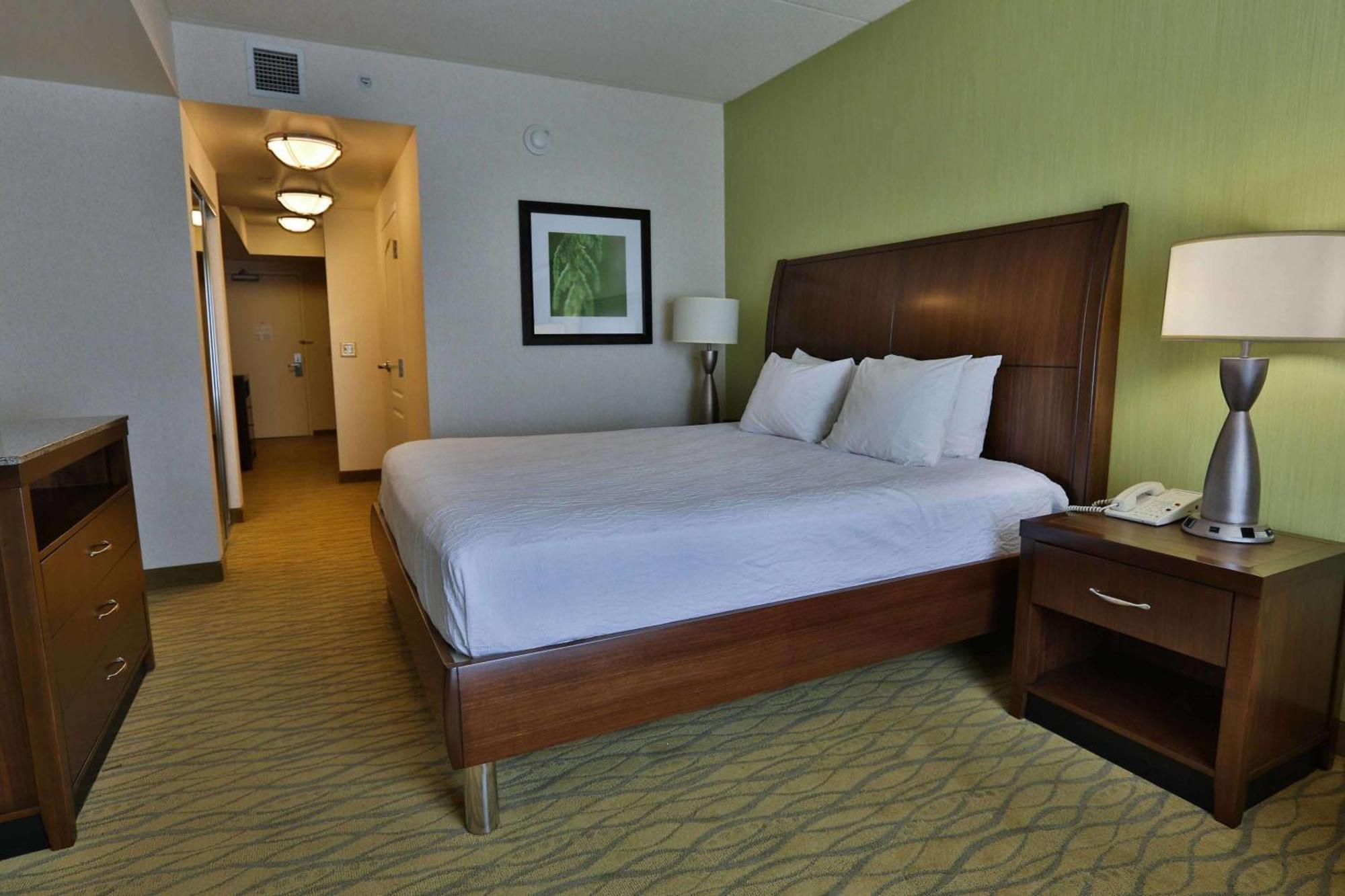 Hilton Garden Inn Стейт Колледж Экстерьер фото