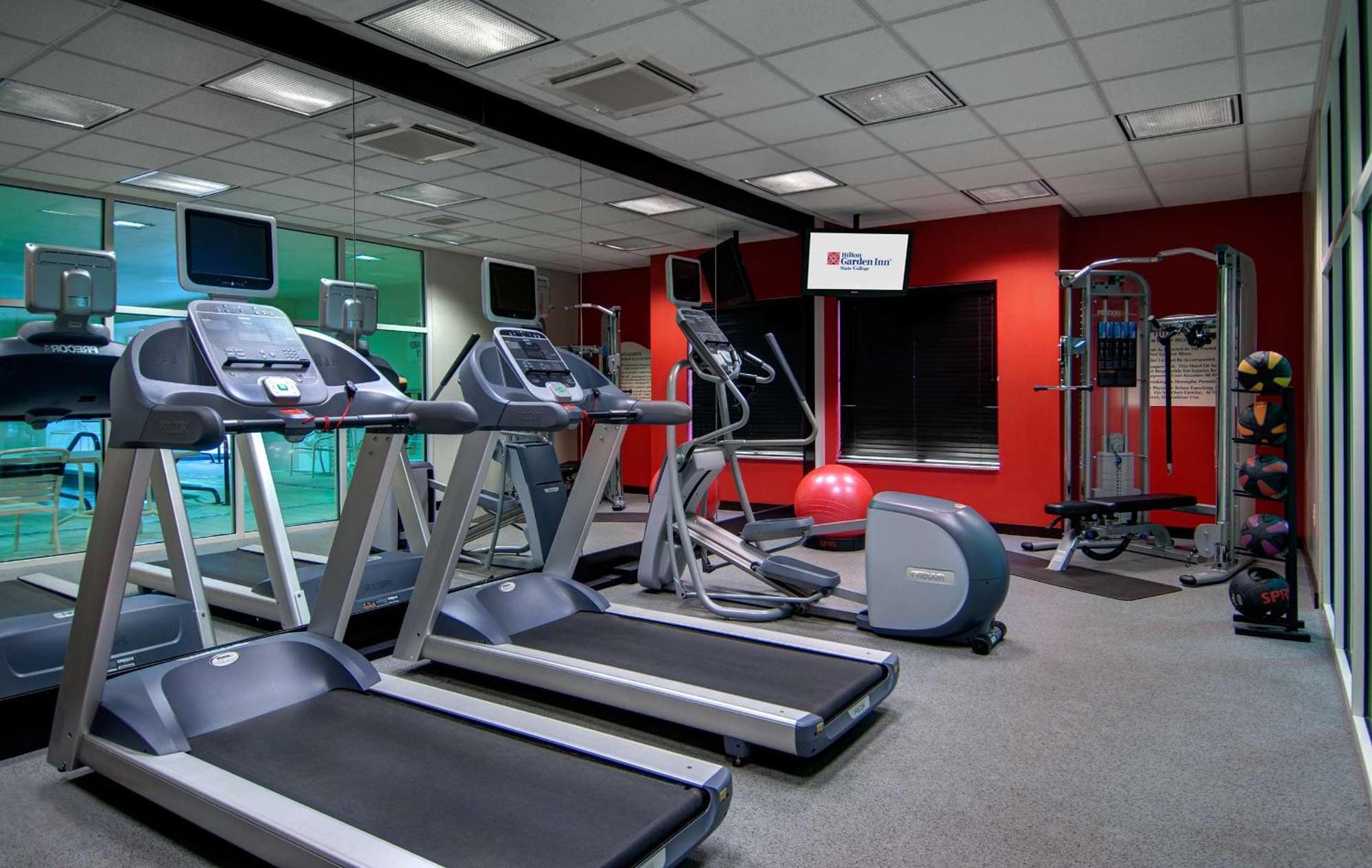 Hilton Garden Inn Стейт Колледж Экстерьер фото