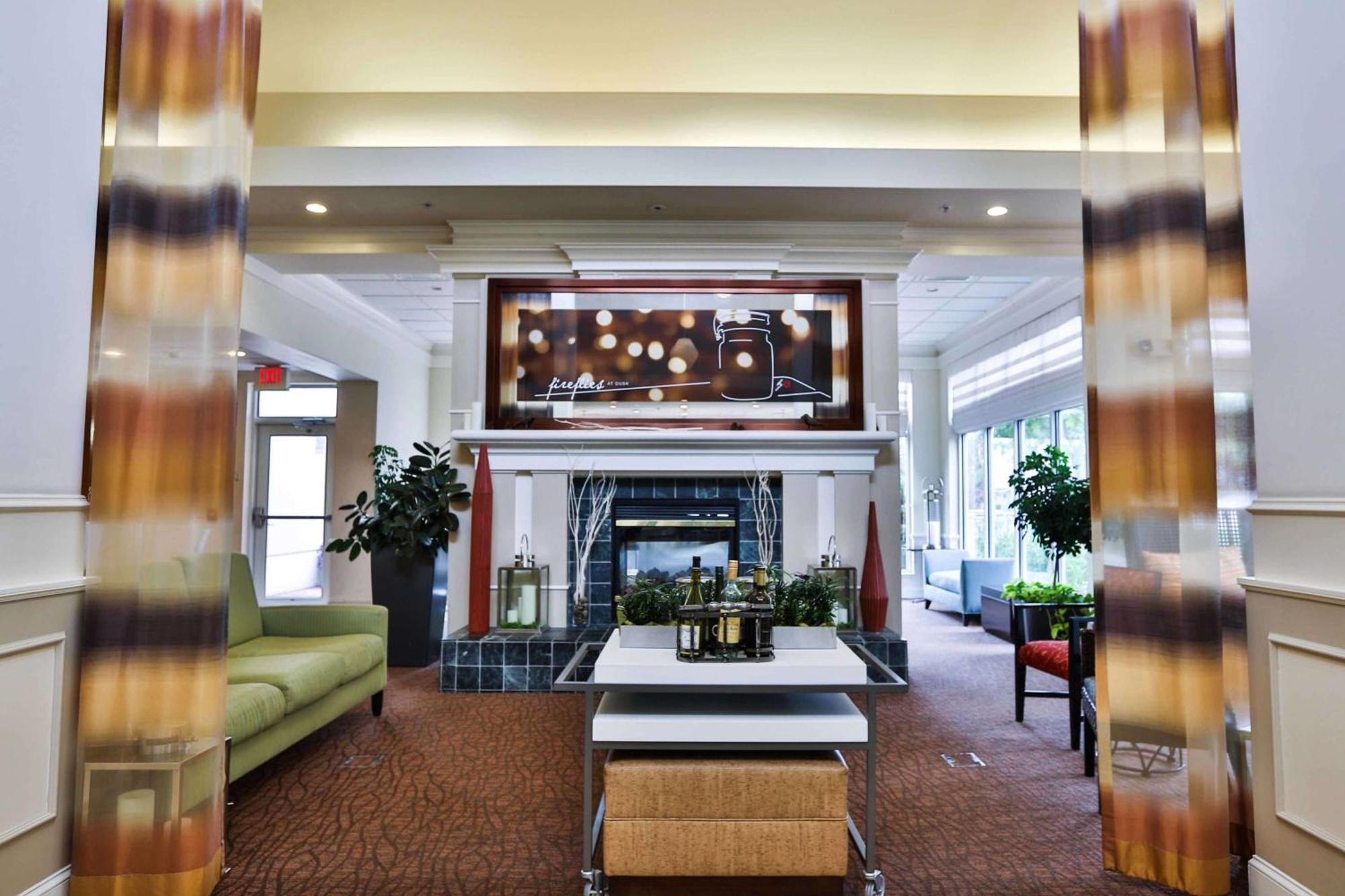 Hilton Garden Inn Стейт Колледж Экстерьер фото
