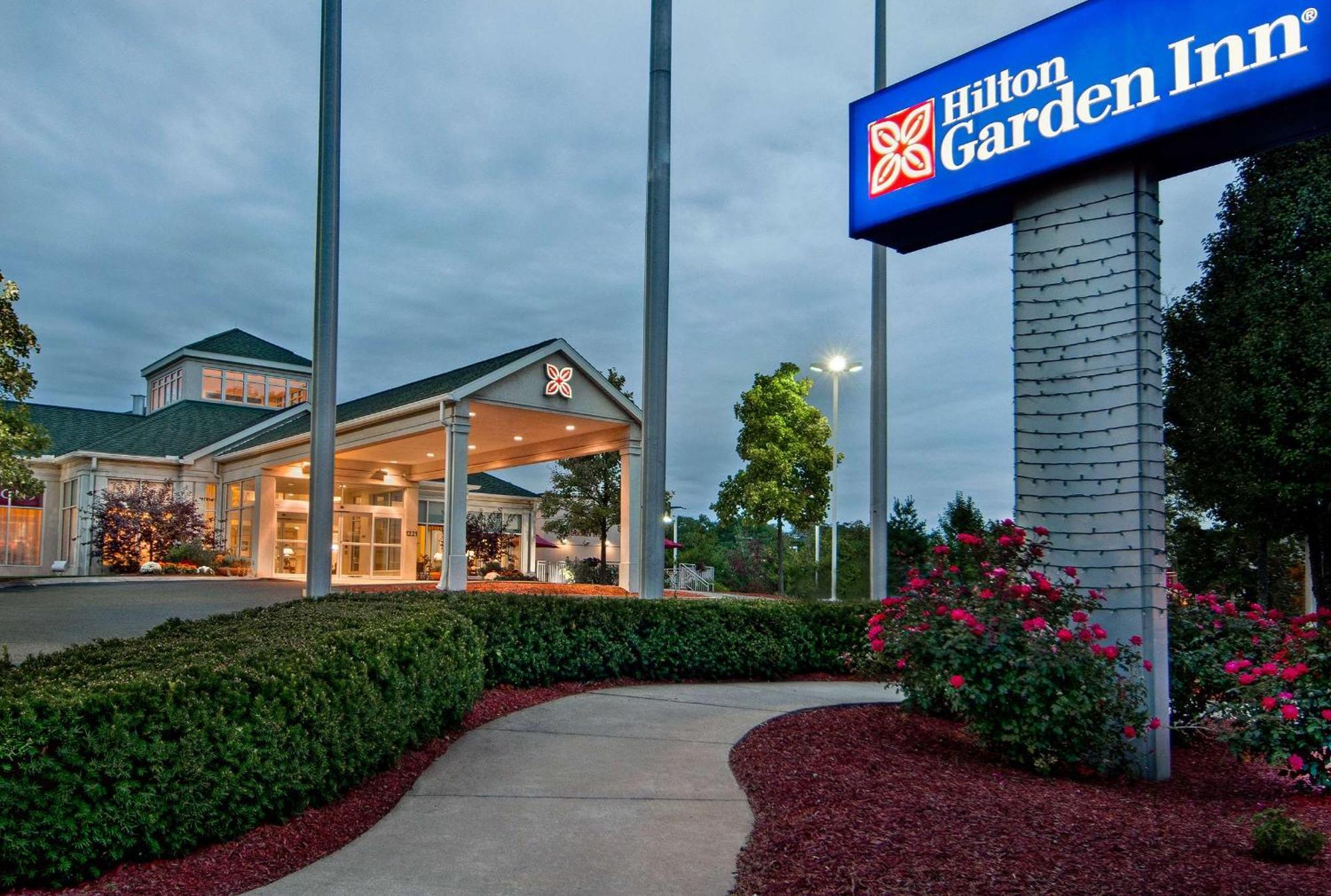 Hilton Garden Inn Стейт Колледж Экстерьер фото